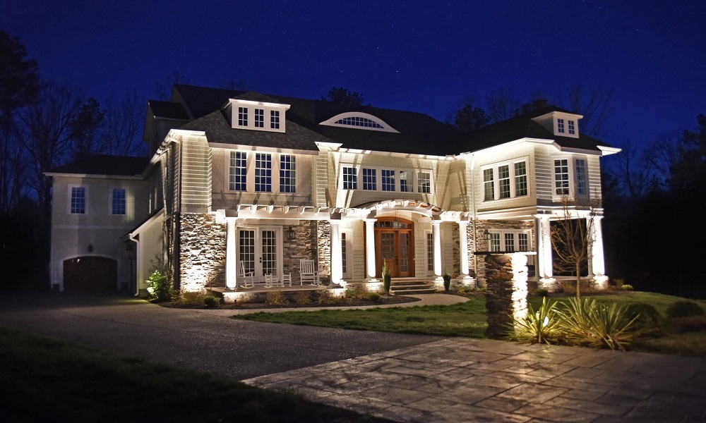 All kinds of villa, garden and exterior lighting with the best equipment and products